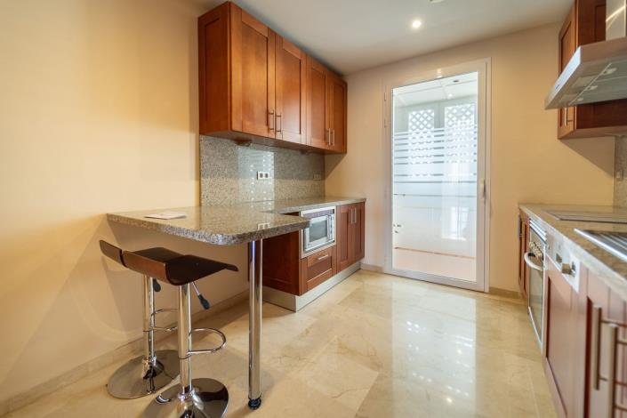 Image No.14-3 Bed Apartment for sale