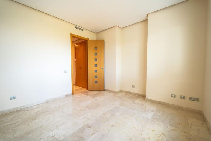 Image No.36-3 Bed Apartment for sale