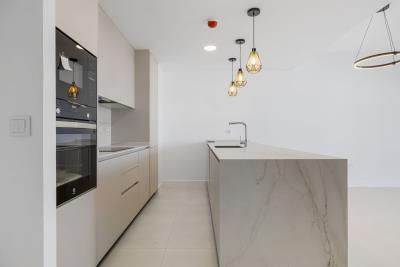 11-20939a0134ad724a8cb2a801094d15a4