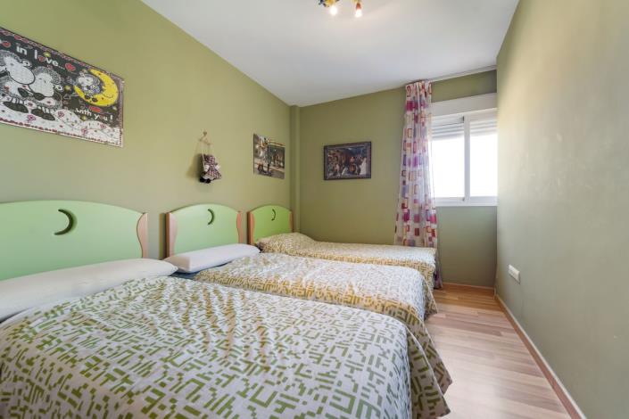 Image No.10-3 Bed Apartment for sale