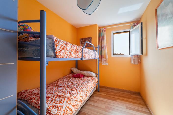 Image No.22-3 Bed Apartment for sale