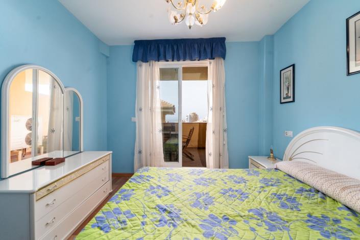 Image No.25-3 Bed Apartment for sale