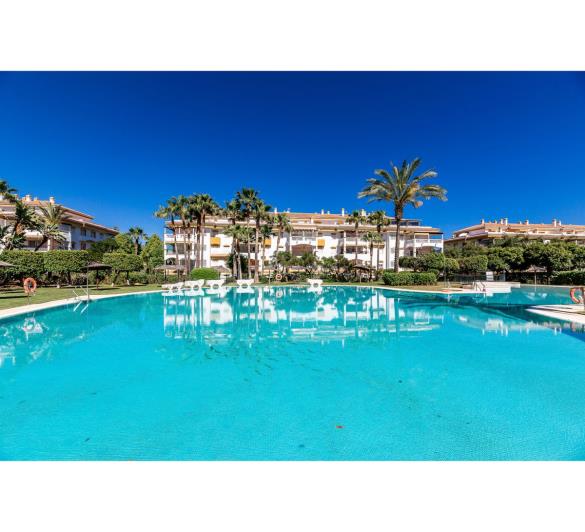 Image No.8-Appartement de 2 chambres à vendre à Nueva Andalucia