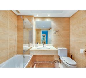 12-53013098fcab6c38b1379cd33298e050