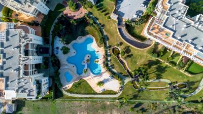 18-cc72f169493c096e712837ff5d8b6e41