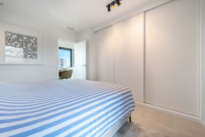 Image No.13-2 Bed Apartment for sale