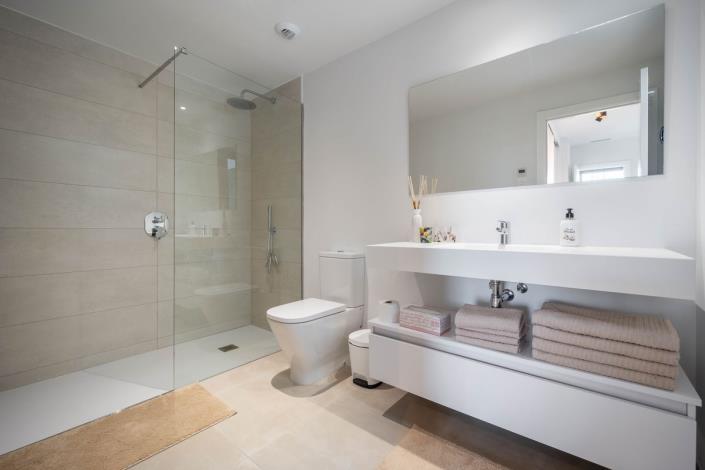 Image No.14-2 Bed Apartment for sale