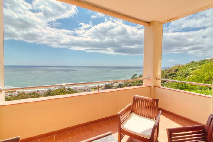 Image No.22-3 Bed Apartment for sale