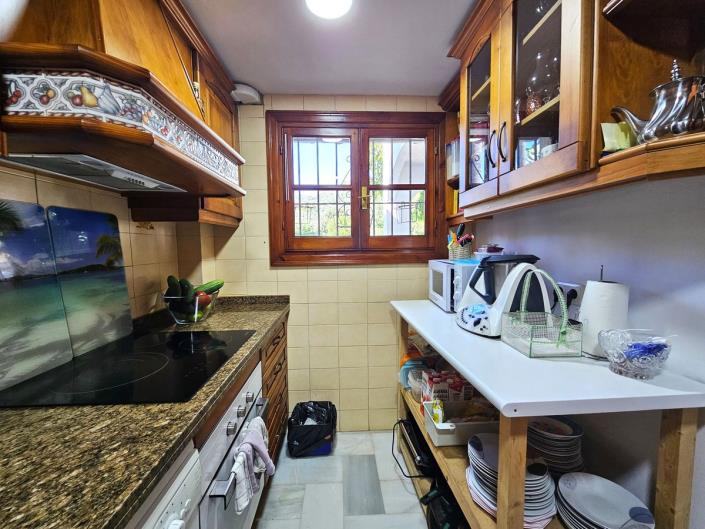 Image No.10-3 Bed Townhouse for sale