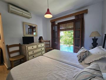 15-11d12f2f454f2f5e9b981fdd8b901d51