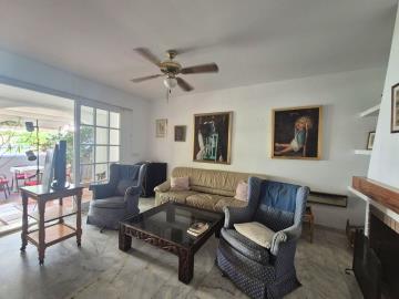 12-53013098fcab6c38b1379cd33298e050