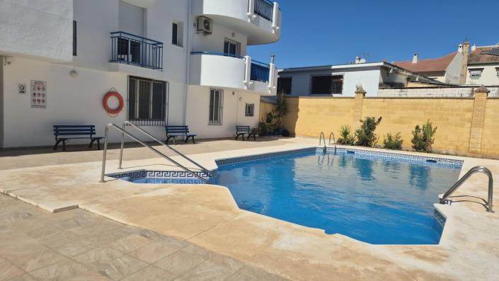 Image No.15-5 Bed Townhouse for sale