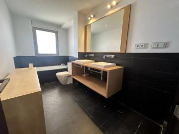 8-e64a9055bba3e77ac8aca3b893cdf826