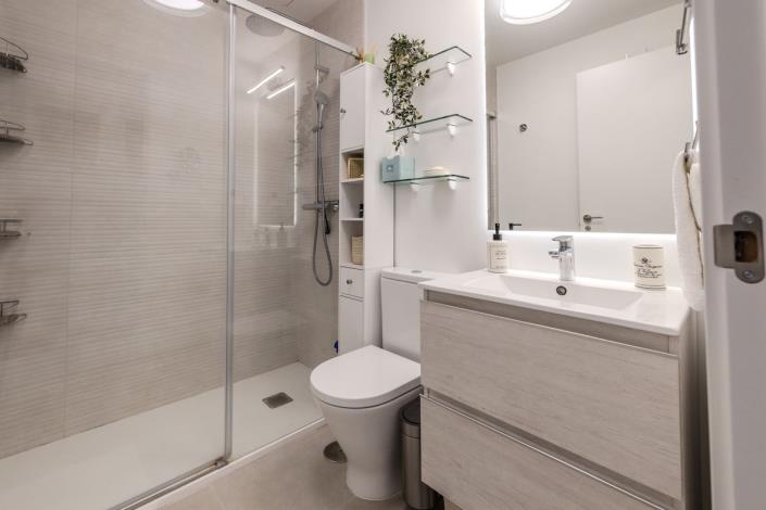 Image No.5-2 Bed Penthouse for sale