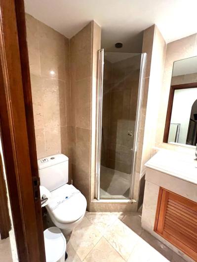 Image No.20-5 Bed Semi-Detached for sale