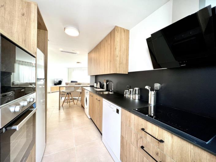 Image No.5-3 Bed Townhouse for sale