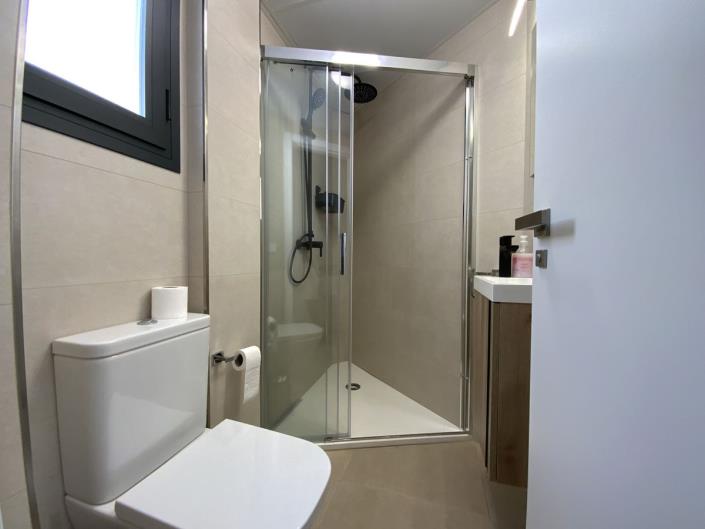 Image No.11-3 Bed Townhouse for sale