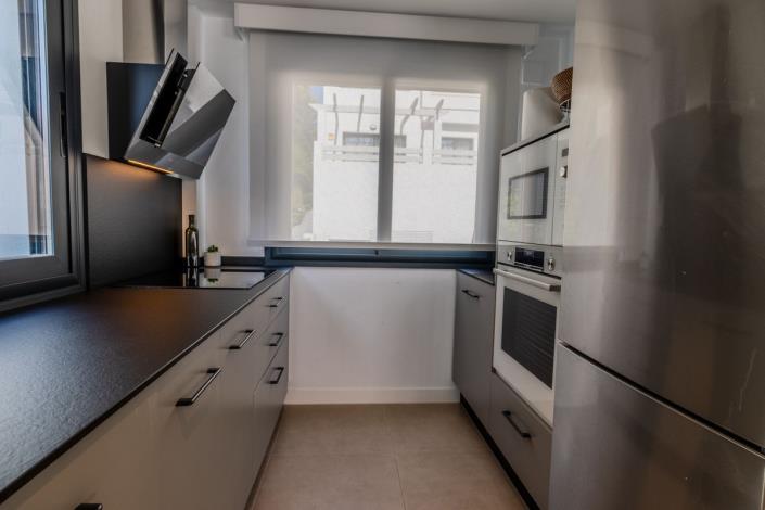 Image No.27-3 Bed Townhouse for sale