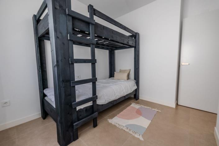 Image No.35-3 Bed Townhouse for sale