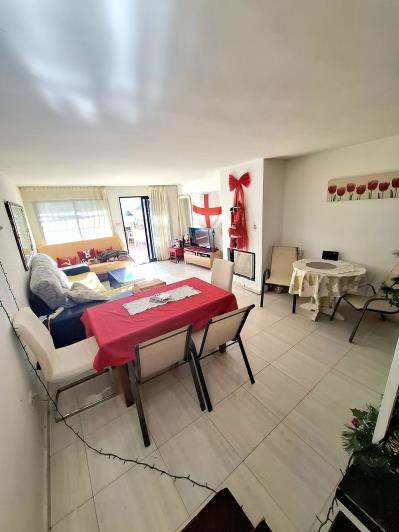 Image No.13-3 Bed Townhouse for sale