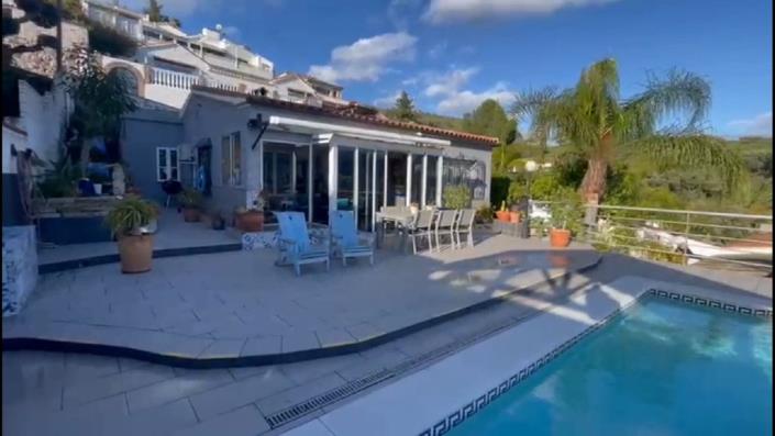 Image No.2-Villa / Détaché de 2 chambres à vendre à Coin