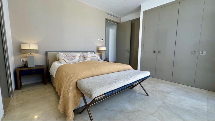 Image No.14-6 Bed House/Villa for sale