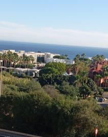 10-bb915d1cb19341576dcdc994b81ab9c5