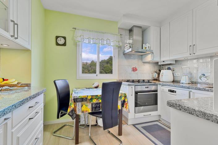 Image No.11-3 Bed Apartment for sale