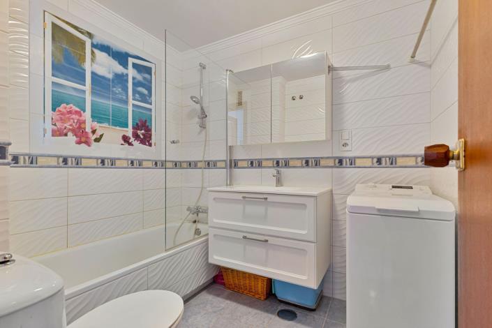 Image No.17-3 Bed Apartment for sale