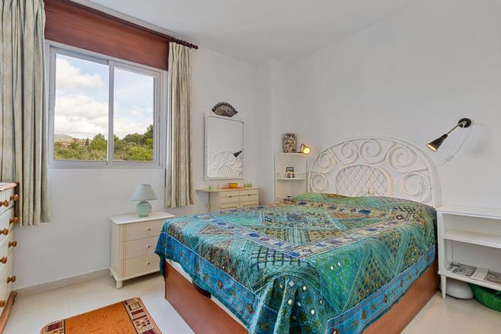 Image No.18-3 Bed Apartment for sale