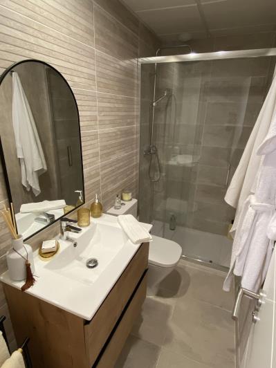 Image No.16-2 Bed Apartment for sale