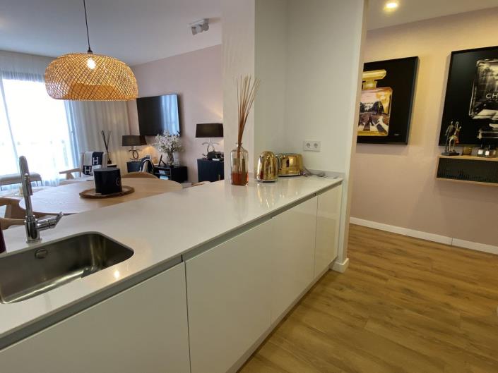 Image No.20-2 Bed Apartment for sale