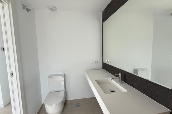 Image No.8-Jumelé de 3 chambres à vendre à Estepona