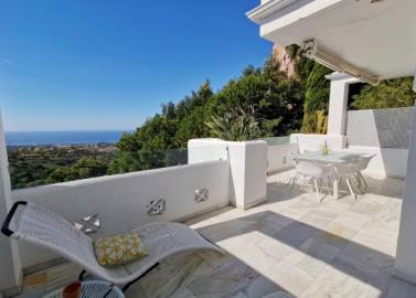 13-5fd73dea700db77384c091ca9818b1a9