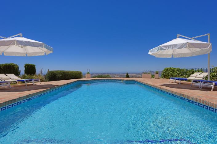 Image No.10-6 Bed Villa for sale