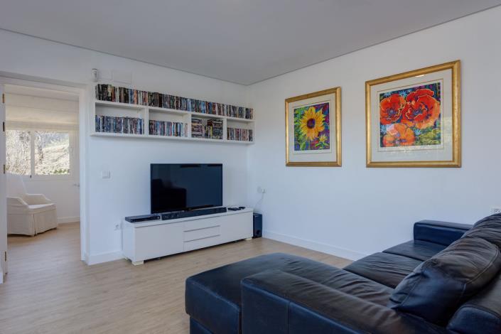 Image No.23-6 Bed Villa for sale