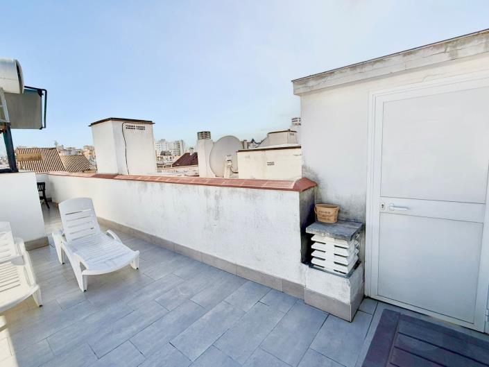 Image No.21-3 Bed Penthouse for sale