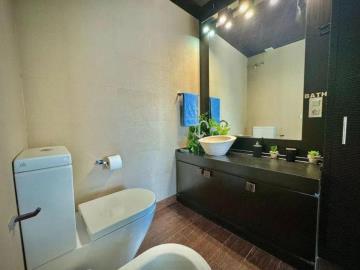 10-bb915d1cb19341576dcdc994b81ab9c5