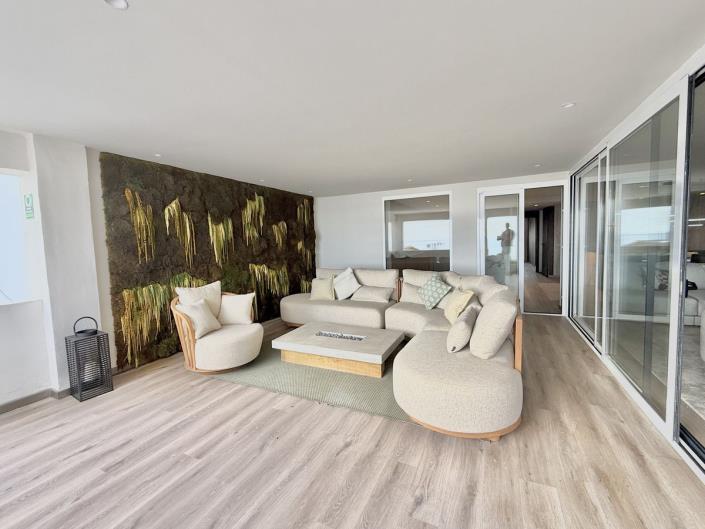 Image No.11-5 Bed Apartment for sale