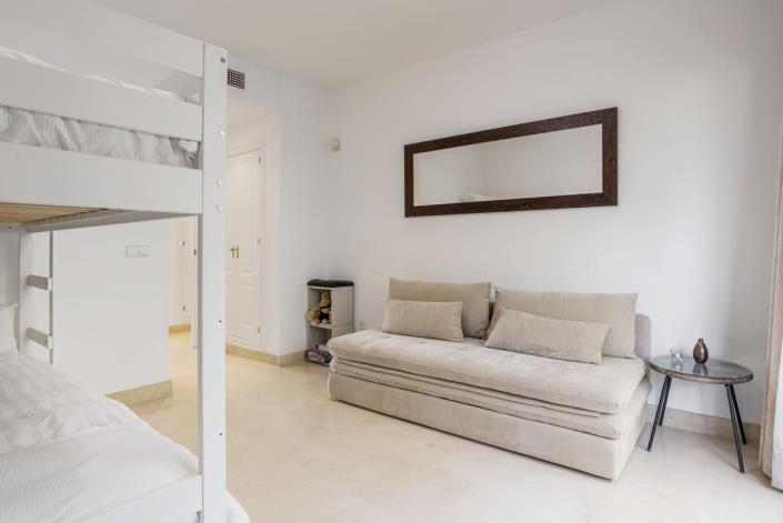 Image No.20-2 Bed Apartment for sale