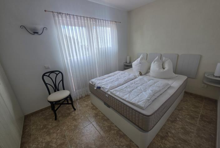 Image No.10-2 Bed Villa for sale