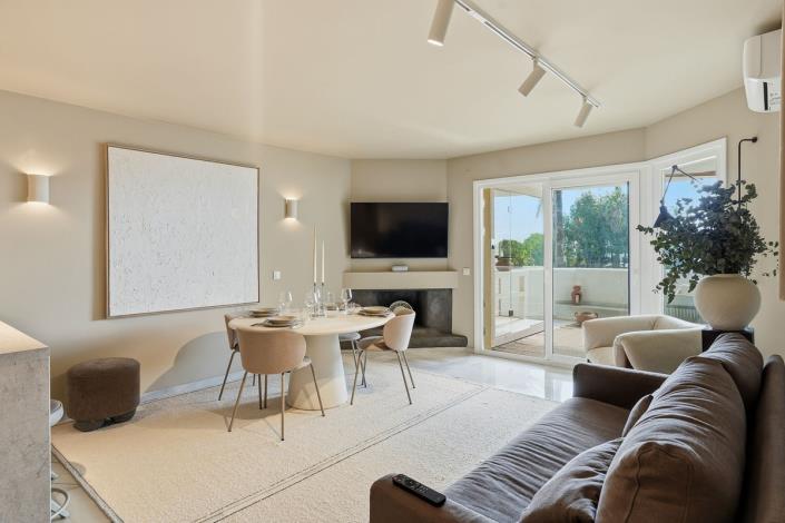 Image No.3-3 Bed Apartment for sale