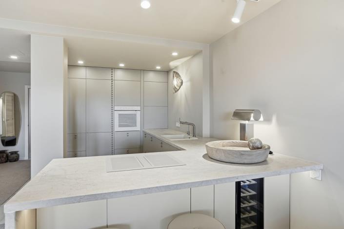 Image No.20-3 Bed Apartment for sale