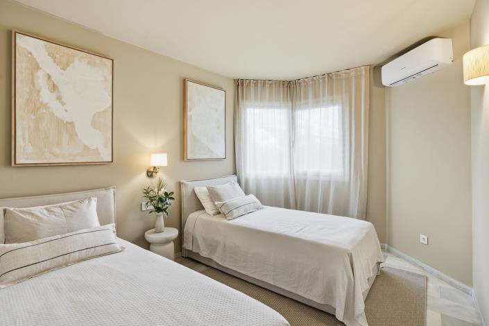 Image No.22-3 Bed Apartment for sale