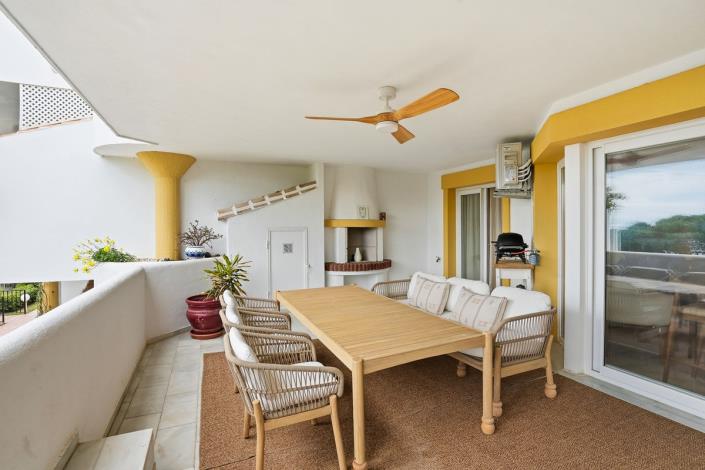 Image No.33-3 Bed Apartment for sale