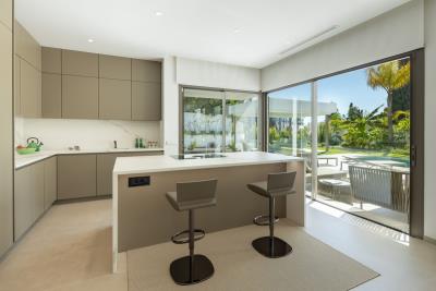 7-aa4cc561180b369757c0bb4af9886cd3