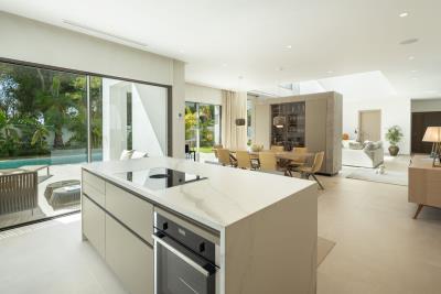 8-e64a9055bba3e77ac8aca3b893cdf826