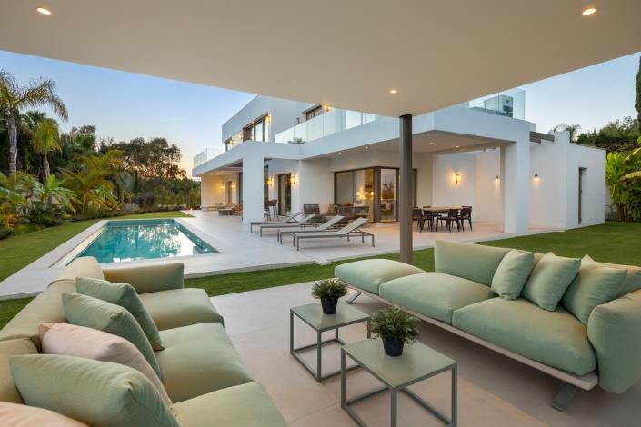 Image No.14-5 Bed Villa / Detached for sale