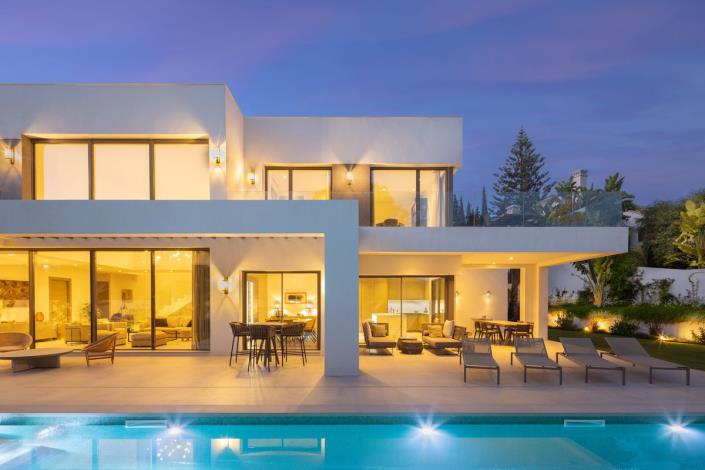 Image No.19-5 Bed Villa / Detached for sale