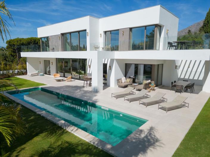 Image No.22-5 Bed Villa / Detached for sale